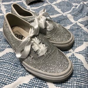 Beautiful Glitter vans!! Wore them once for my wedding ❤️